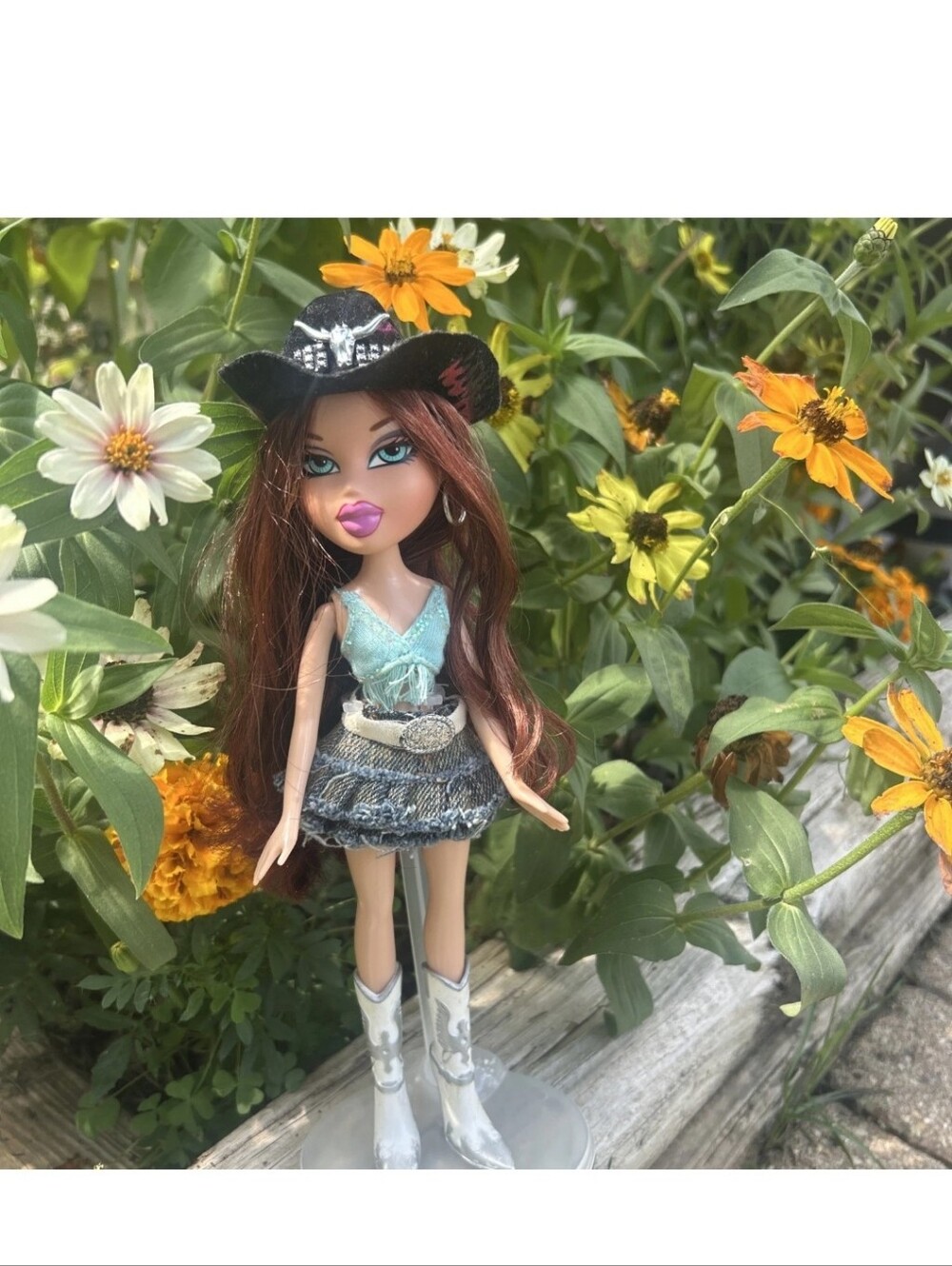 Vintage 2005 Bratz WILD WEST MEYGAN +Outfit Boots Hat